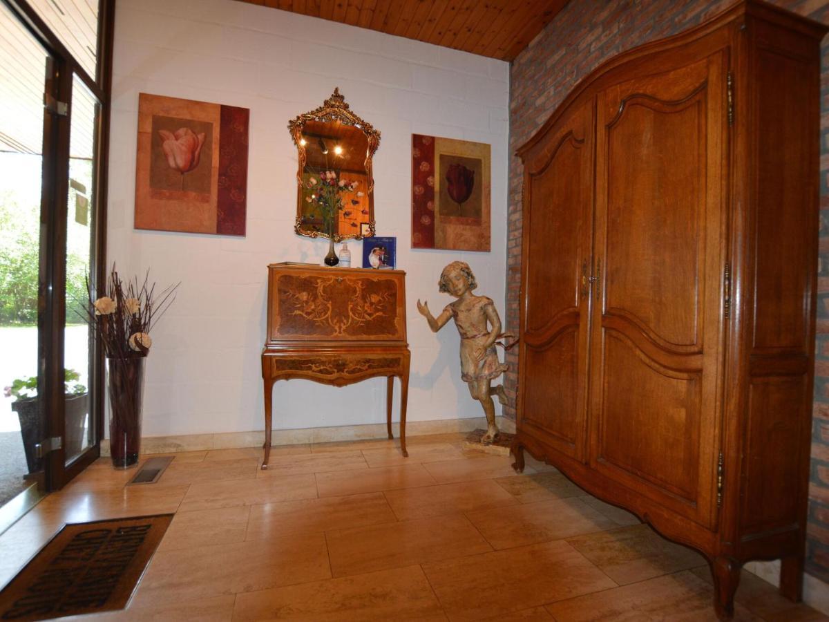 Luxury Villa With Swimming Pool Stavelot Luaran gambar